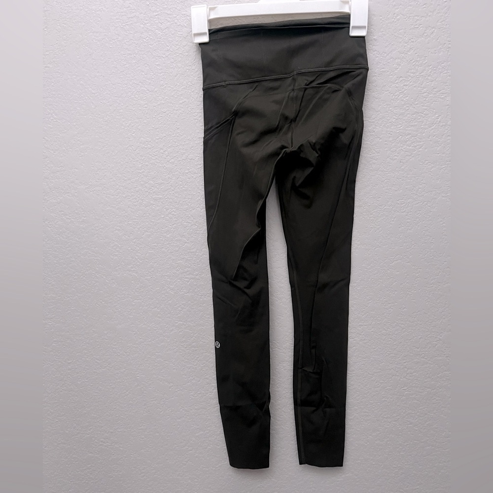 Lululemon Fast and Free High-Rise Tight 25" 7 Pocket Army Green Size 2 - Picture 5 of 6